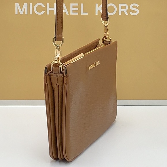MICHAEL KORS LARGE TRIPLE XBODY BAG LUGGAGE COLOR - Picture 2 of 16